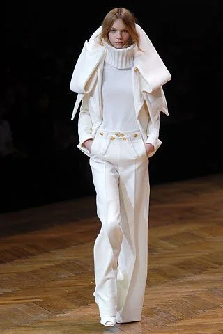 Look 13